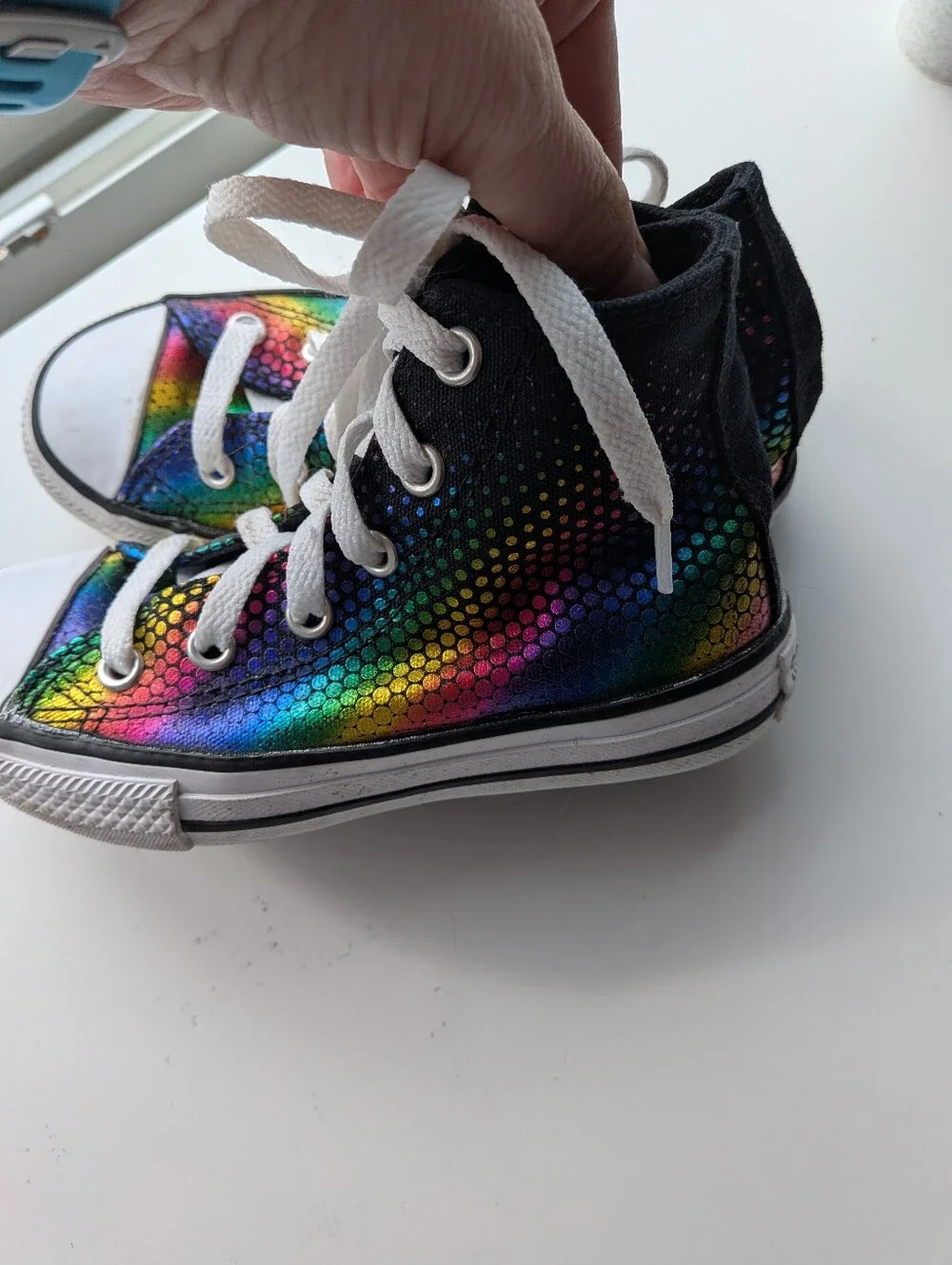 Converse Chuck Taylor Rainbow Metallic Scales High Tops Youth Size 11 Sneakers